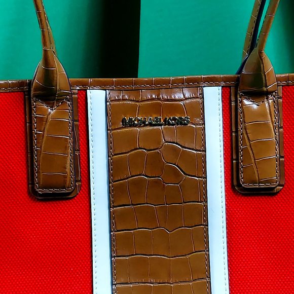 MICHAEL KORS**SOLD** - Picture 7 of 7